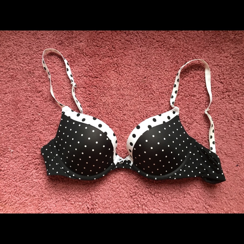 VS Pink push up bra
